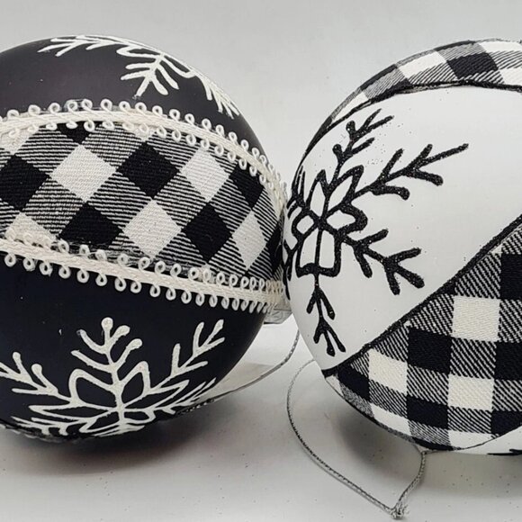 Black White Plaid Snowflake Ball Large Glitter Glass Ornament 4" Set 2 - Picture 2 of 4